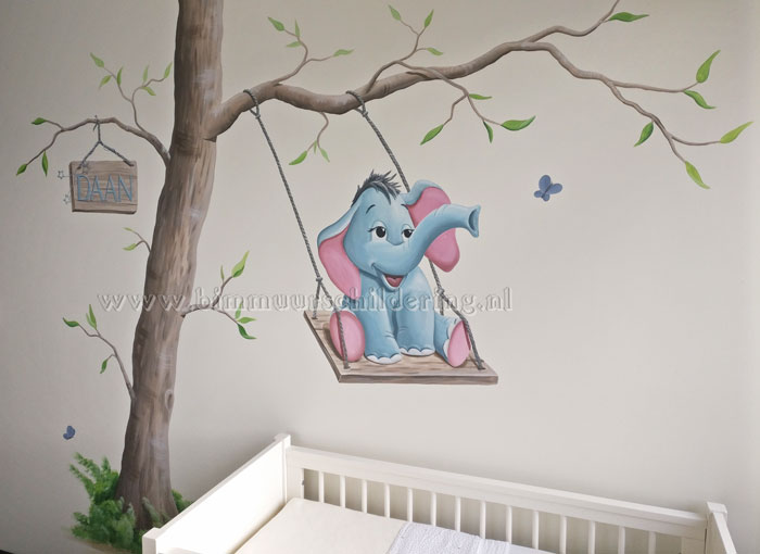 olifantje schommel olifantje schommel  muurschildering babykamer